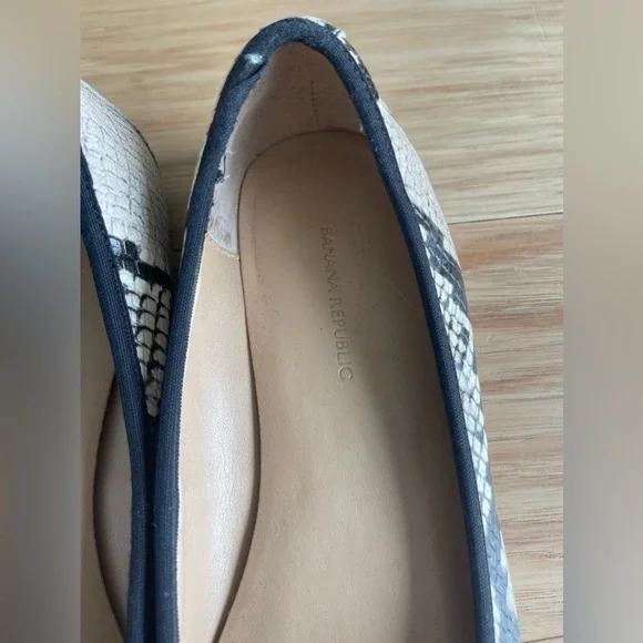 Banana Republic Snake Skin Bow Flats - Picture 3 of 7